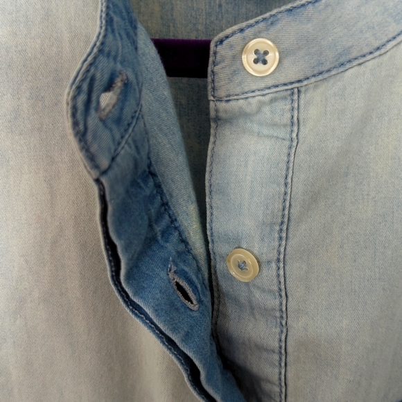 Old Navy Two Toned Chambray Shirt Dress with Pocket Detail, 100% Cotton, Size S - Picture 4 of 4